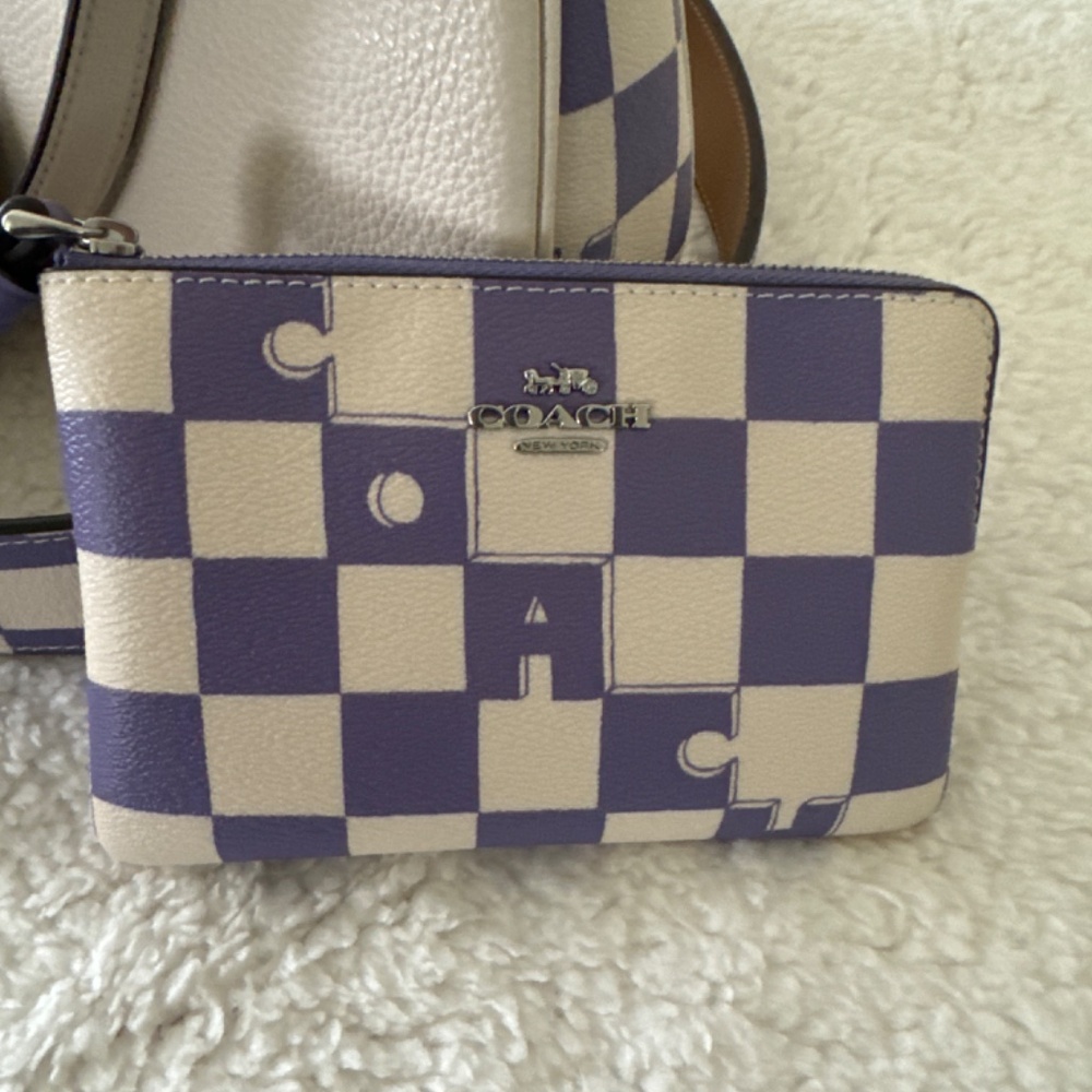 Coach Teri Checkerboard with straps with Corner Zip Wristlet and Snap Wallet . - Picture 4 of 10